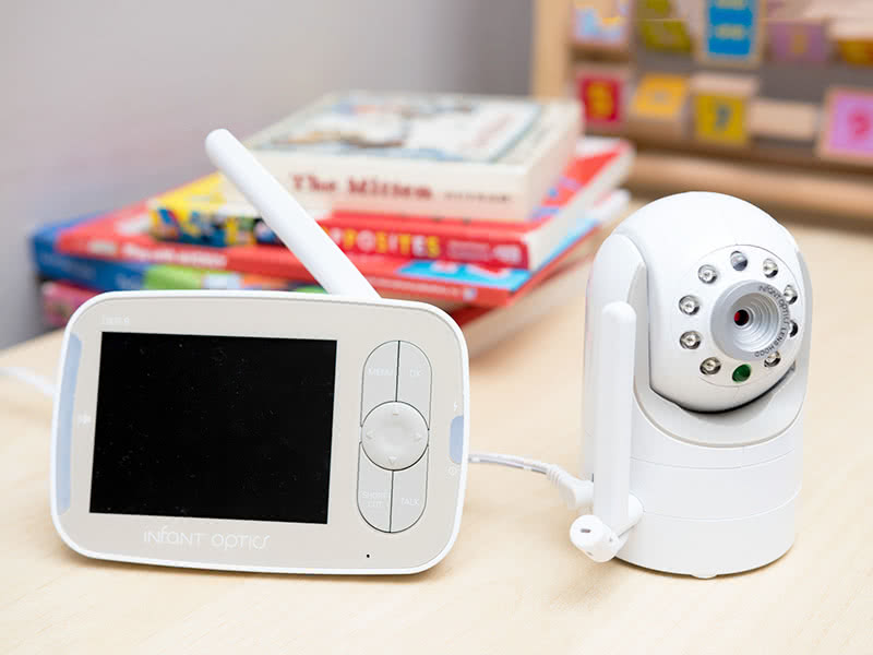 Infant Optics DXR-8 outstanding non-WiFi baby monitor