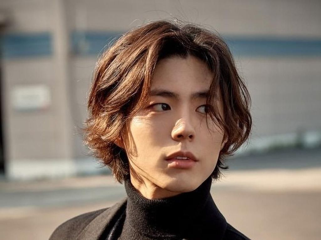 Kiá»u tóc mullet layer xoÄn nhẹ