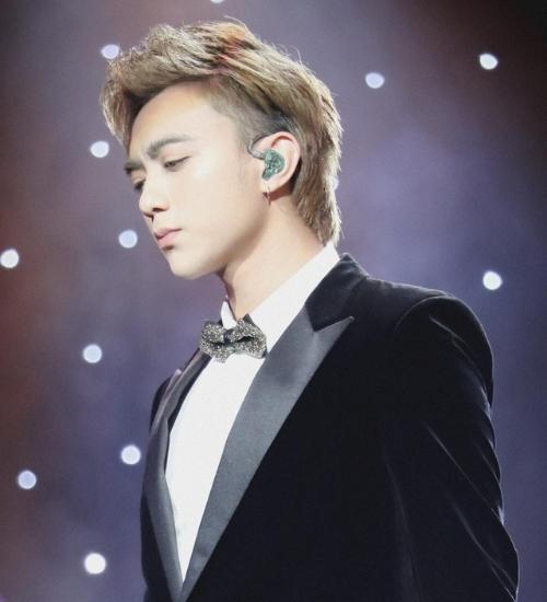 Kiểu tóc nam ngắn đẹp mọi thời đại