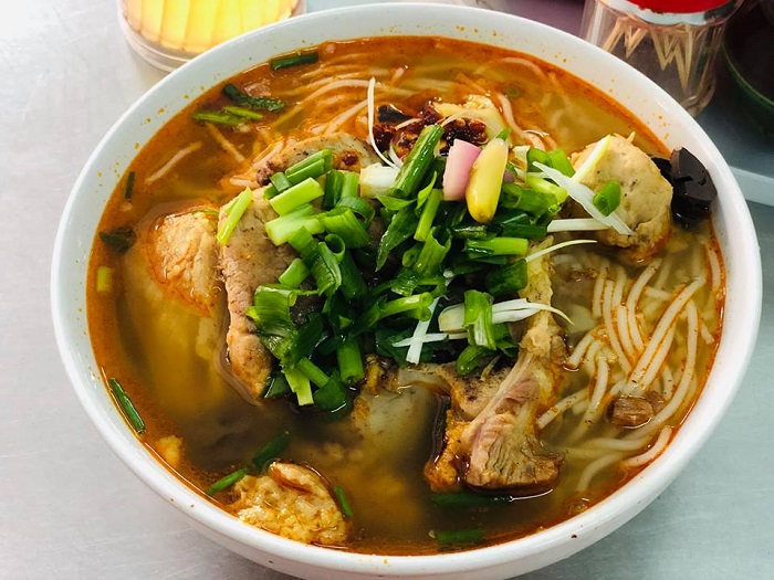 top-10-quan-bun-bo-ngon-nhat-da-nang-khien-thuc-khach-phat-them-7